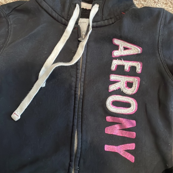 AERO black hoodie - Picture 2 of 4